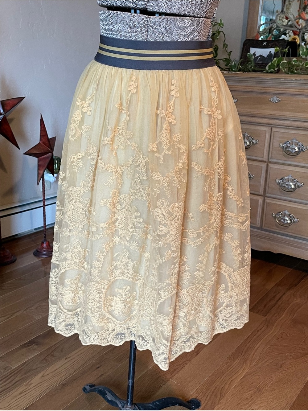 Lace Overlay Midi Skirt